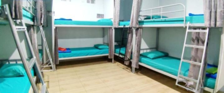 Belitung Backpacker Apartment Танджунгпандан Екстериор снимка