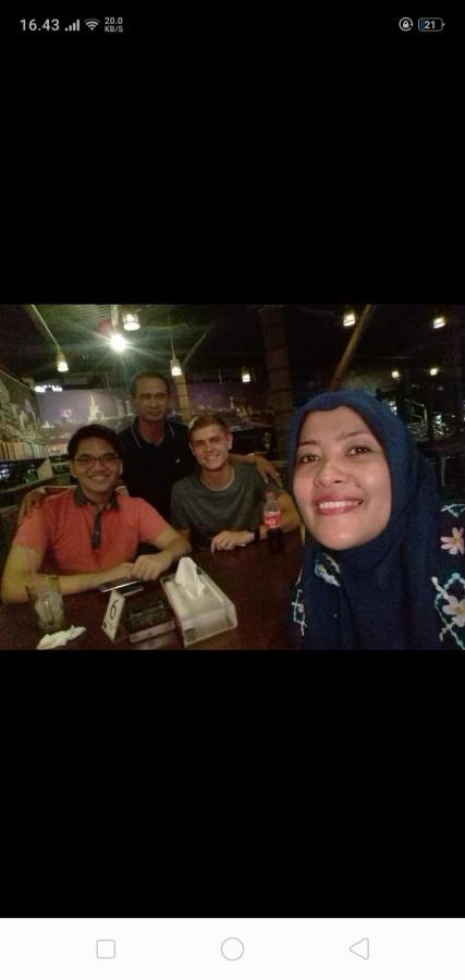 Belitung Backpacker Apartment Танджунгпандан Екстериор снимка
