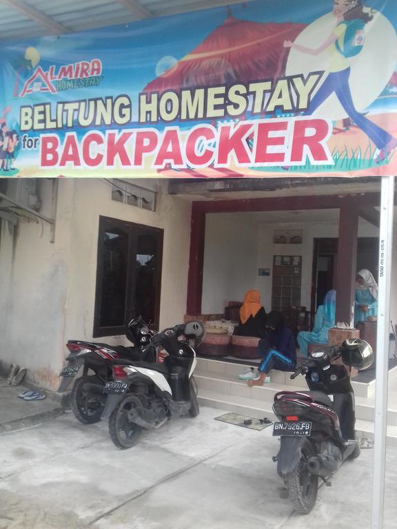 Belitung Backpacker Apartment Танджунгпандан Екстериор снимка