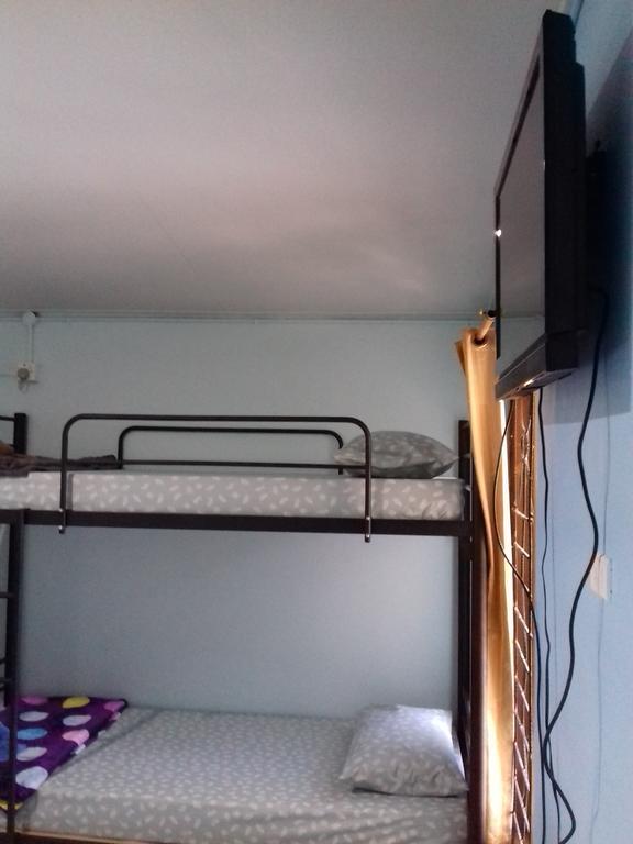 Belitung Backpacker Apartment Танджунгпандан Екстериор снимка