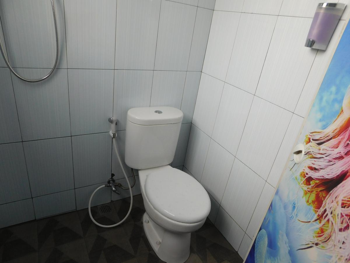 Belitung Backpacker Apartment Танджунгпандан Екстериор снимка